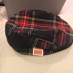 Gwen Stefani’s m Hara Juku Mini newsboy cap!